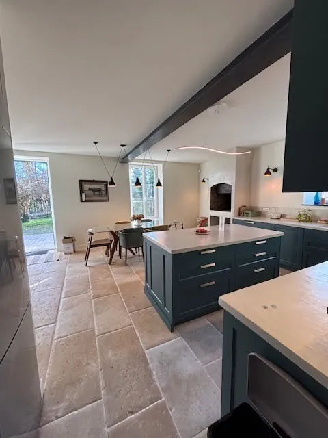 Limestone Clermont